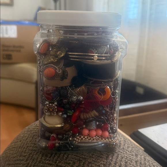Mystery jewelry jar. Pre-owned jewelry. - Picture 2 of 7